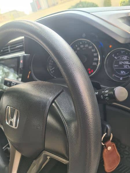 Honda City IVTEC 2022 (Manual) 6