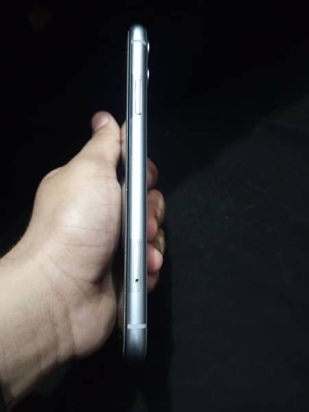 iphone 11 64gb JV LL/A model condition 10/10 5