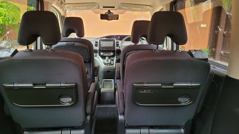 Nissan Serena HighwayStar 2019 6