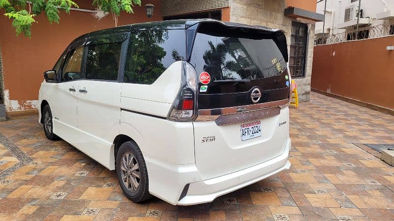 Nissan Serena HighwayStar 2019 11