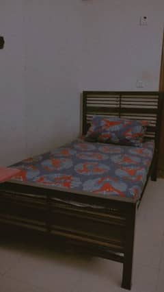 2 single bed with mattress