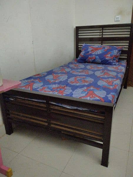 2 single bed with mattress 1