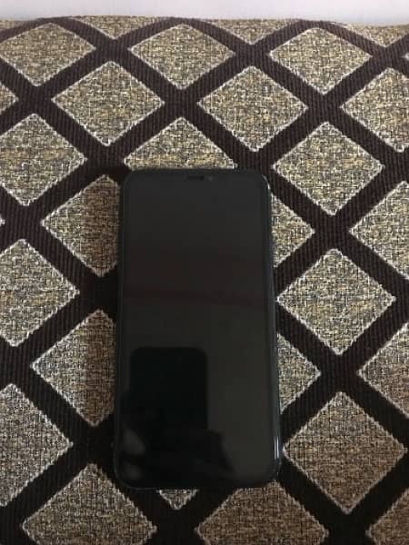 Apple iPhone XR 128gb non PTA 1