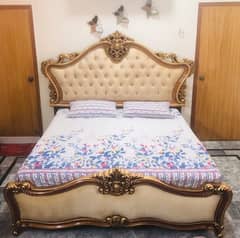 Bedroom Furniture Set For Sale