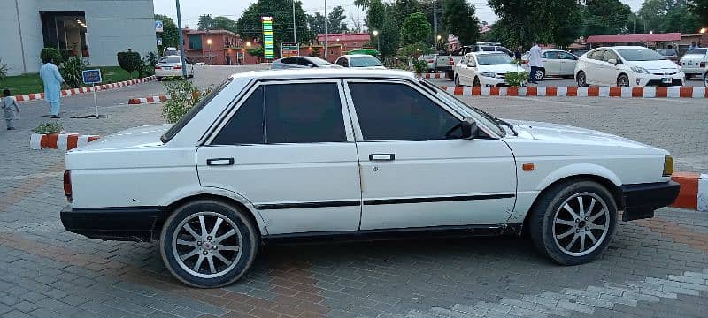 Nissan Sunny 1989 2