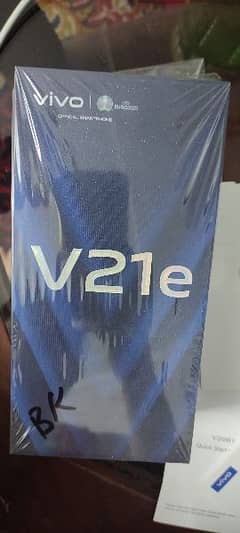 Vivo V21E