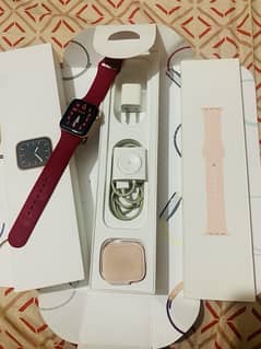 apple watch series 5 44 mm complete saman condition 10/10 all ok