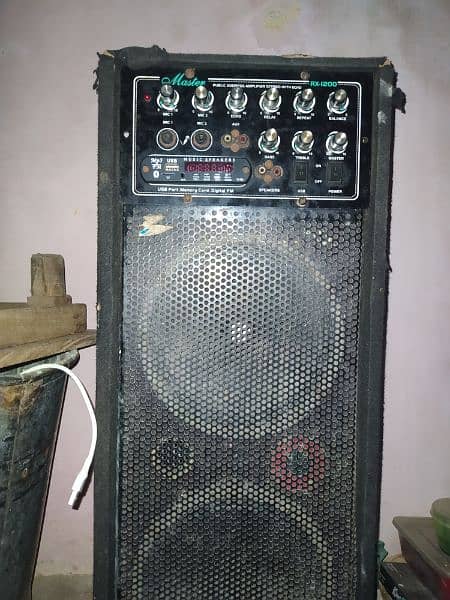 I m sale my speaker 0