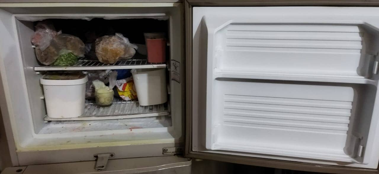 Dawlance 10 Cubic Feet fridge for sale in cheap price 5