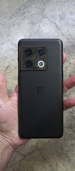 One plus 10 Pro (5G) 1