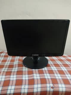 samsung screen 19 inch 720 display