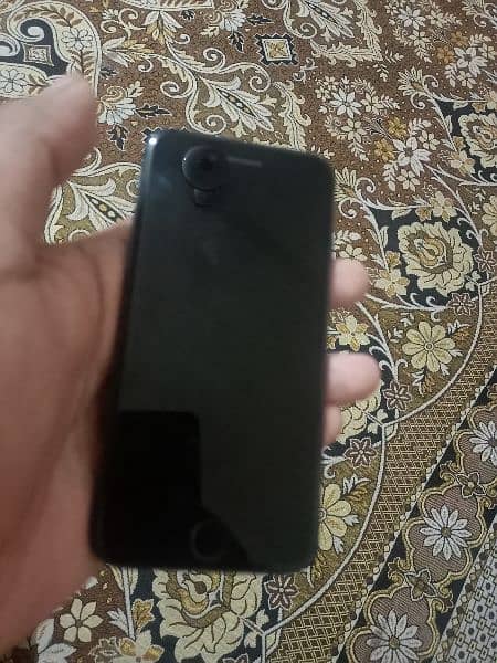 iphone 8 64GB
Non PTA 4