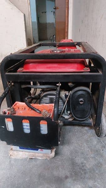 3.5 Kv Generator . Super excellent condition. 2