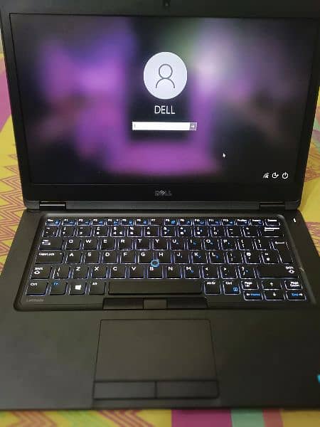 Dell Laptop in new condition 3