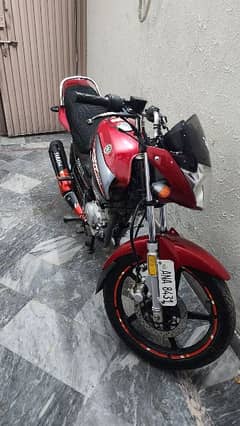 Yamaha YBR 125 2022 Model lahore registered call 0 3 3 3 4 9 5 6 9 5 0