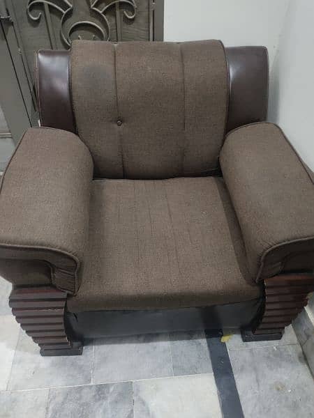 5 seater sofa set for sale good condition 1