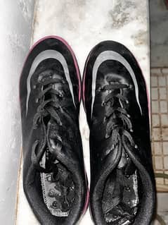 football shoes brand new nike black and purple look