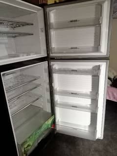 I am selling refrigerator