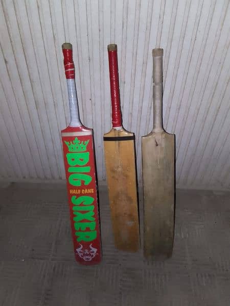 used cricket bat 0