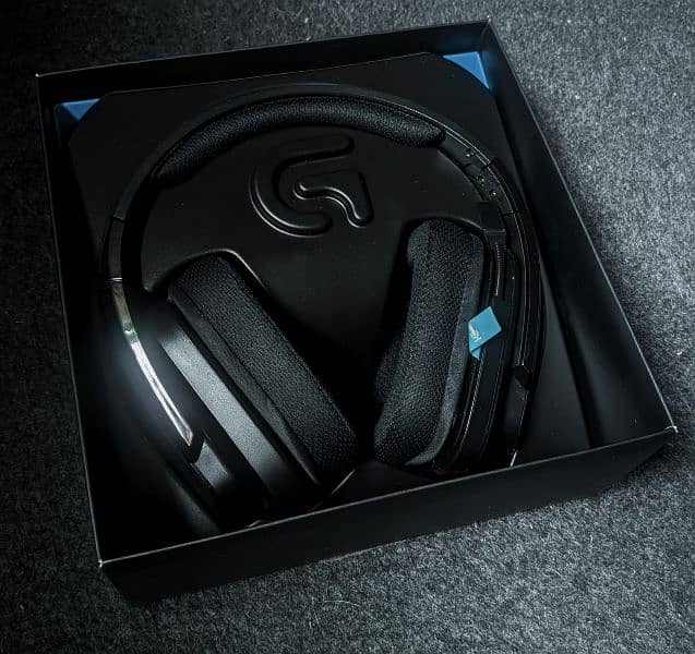 Logitech g633 Artemis spetrum headphone 2