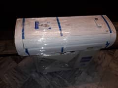 Haire 1.5 ton Dc inverter Brand new Ac just 2 se 3 month used