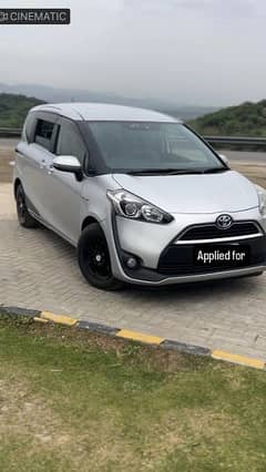 Toyota Sienta 2018 0