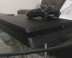 Playstation 4 Slim, 500 GB, with 1 remote and 4 games for sale