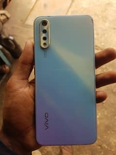 Vivo S1