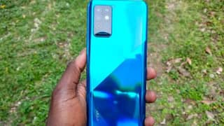 INFINIX NOTE 8