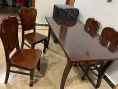 Dining Table with 6 chairs