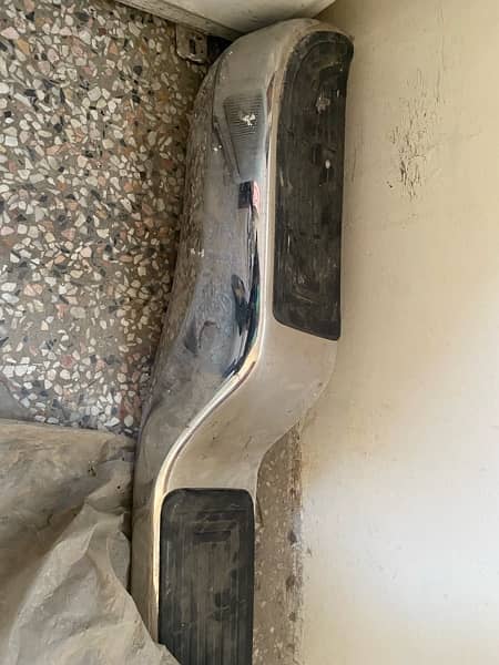 toyota hilux pickup back bumper 0