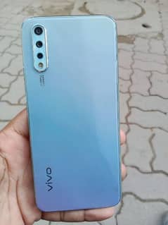 vivo S1