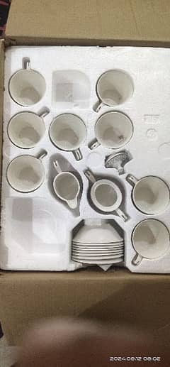 Noritake Bone China 60-65 Pieces Dinner Set