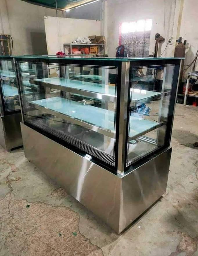 Cake Display Freezer Chiller / Meat Chiller /Salad Bar Bakery counter 8