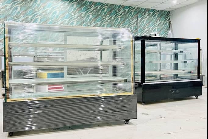 Cake Display Freezer Chiller / Meat Chiller /Salad Bar Bakery counter 7