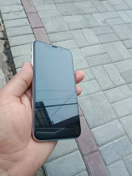 iphone 11 pro 256gb 10/10 1