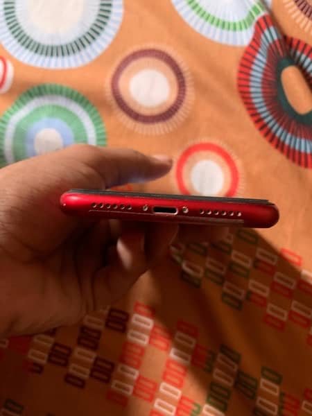 iphone 11 red edition 7