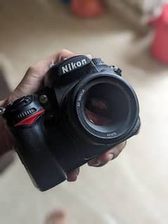 Nikon D7000 with 50mm lens genuine condition 10/9