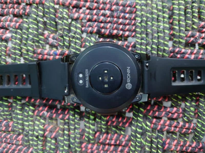 Ronin smart watch amoled display 2