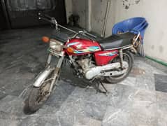 honda 125 model 18 first hand total genuine Lahore thokar