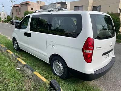 Rent Hyundai Grand Starex Van in Islamabad 2