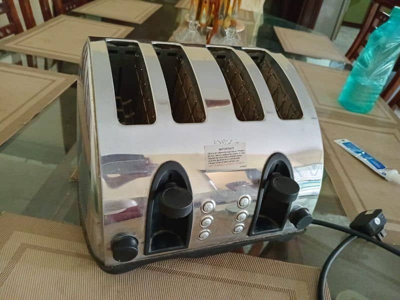 Kenwood toaster 4 PC's 1