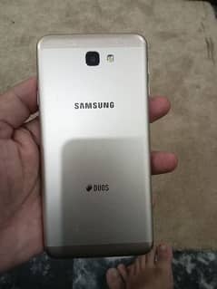 Samsung J7 prime  3 / 32