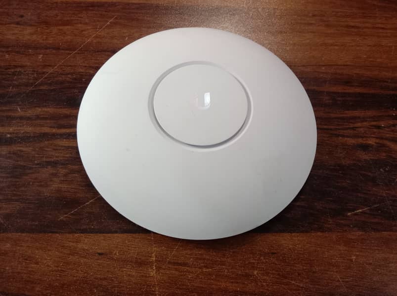 Ubiquiti UniFi AP-AC-PRO | UAP-AC-PRO | Access Point (Branded Used) 9