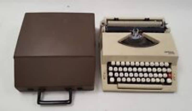 Supreme Design Imperial 2002 portable typewriter 3