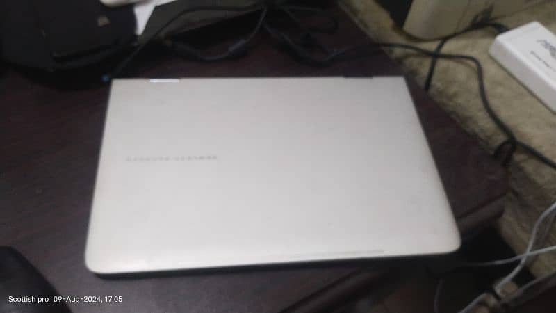 Hp spectre i5 6 gen very good condition 100% working 2