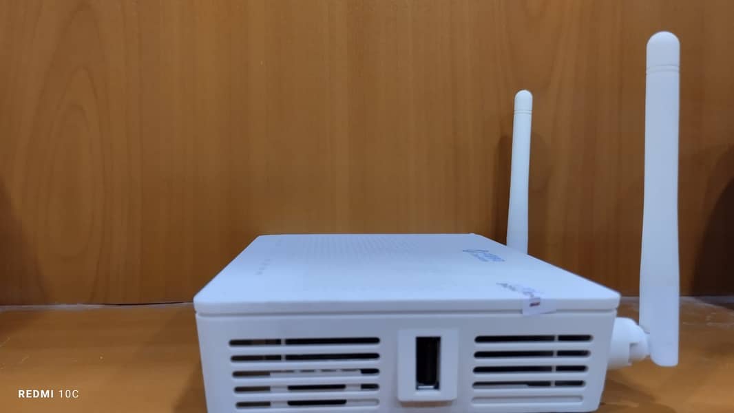 Huawei HS8545M5 (XPON/GPON/EPON wifi Router) Fresh With Adapter 3