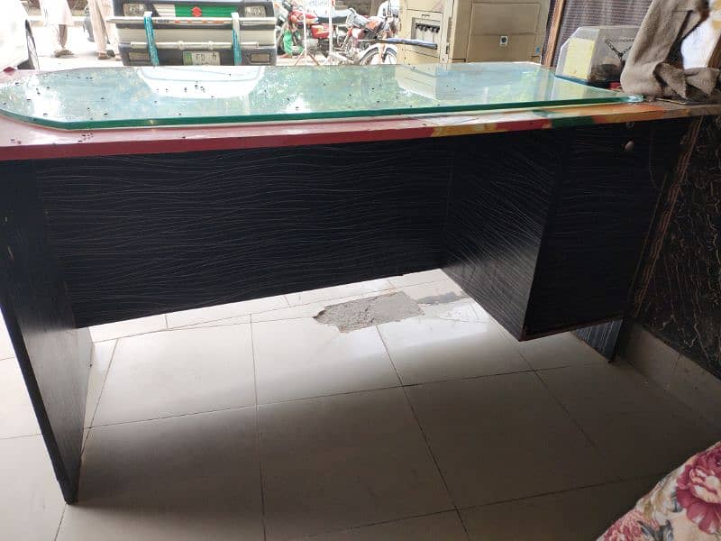 office table for sale is good condition 2