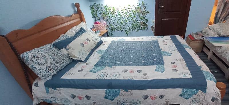 Queen size used bed wooden frame for sale 1