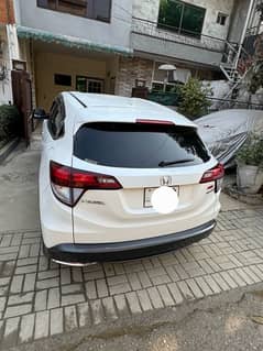 Honda Vezel 2014 model islamabad registered